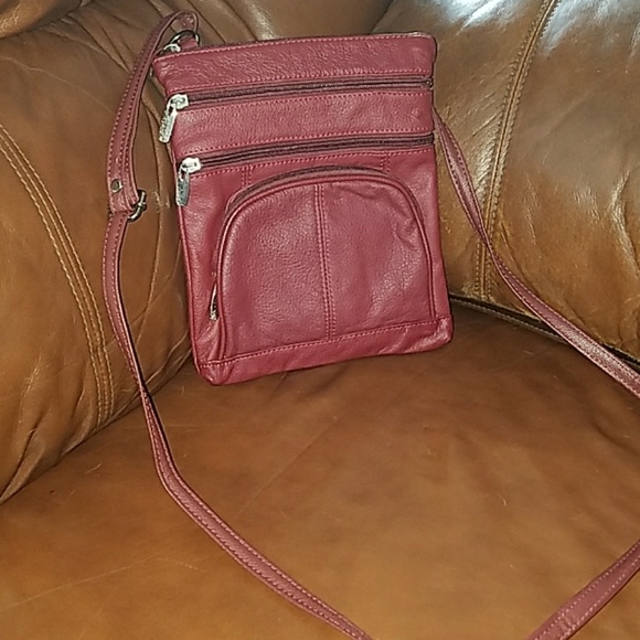Handbags - BRAND NEW cross body bag.